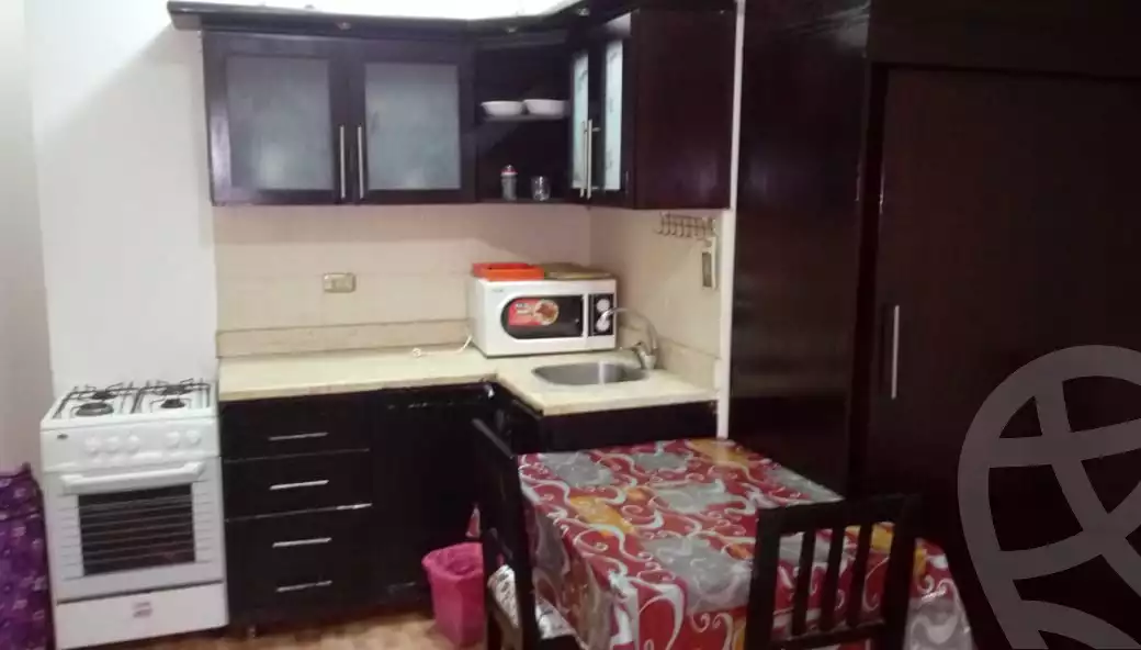 https://aqarmap.com.eg/ar/listing/2077245-for-rent-apartment-jnwb-syn