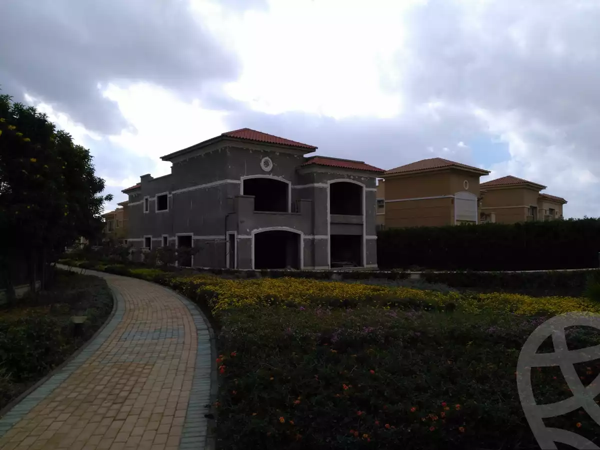 https://aqarmap.com.eg/en/listing/2520618-for-sale-villa-cairo-new-cairo