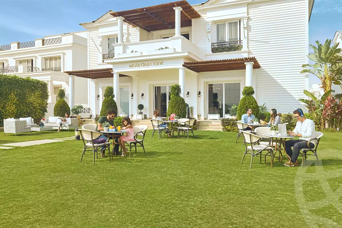 https://aqarmap.com.eg/ar/listing/2485444-projects-mountain-view-3