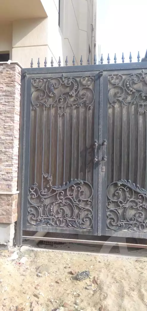 https://aqarmap.com.eg/ar/listing/2667559-for-sale-building-cairo-new-cairo