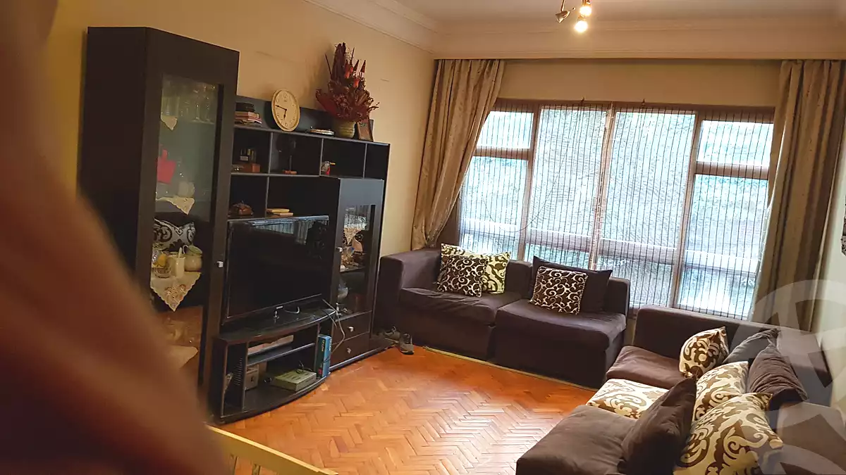 https://aqarmap.com.eg/ar/listing/2875401-for-sale-cairo-dar-el-salam-l-yswy-abd-el-moneim-riad-st