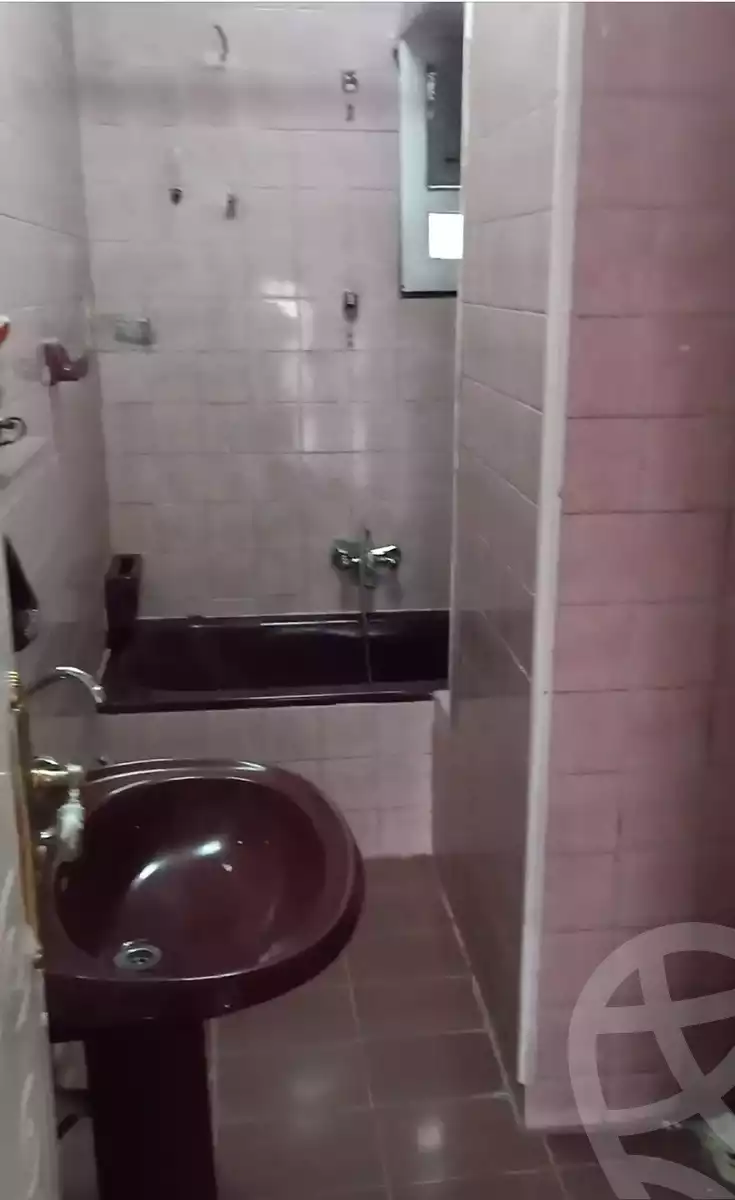 https://aqarmap.com.eg/en/listing/2739223-for-sale-cairo-el-haram-shareaa-el-haram