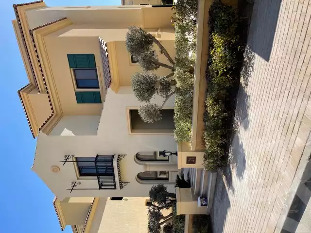 https://aqarmap.com.eg/ar/listing/2785280-for-rent-villa-cairo-new-cairo