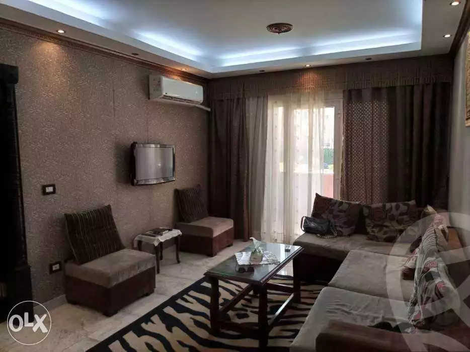 https://aqarmap.com.eg/ar/listing/2814182-for-rent-cairo-el-sheikh-zayed-city-compounds