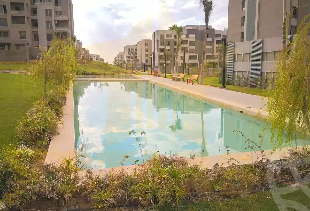 https://aqarmap.com.eg/ar/listing/2814423-projects-village-gardens