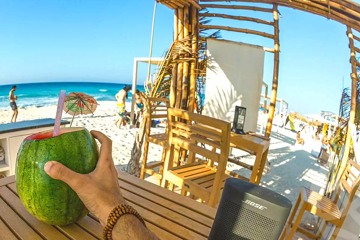 https://aqarmap.com.eg/en/listing/2825011-projects-hacienda-white
