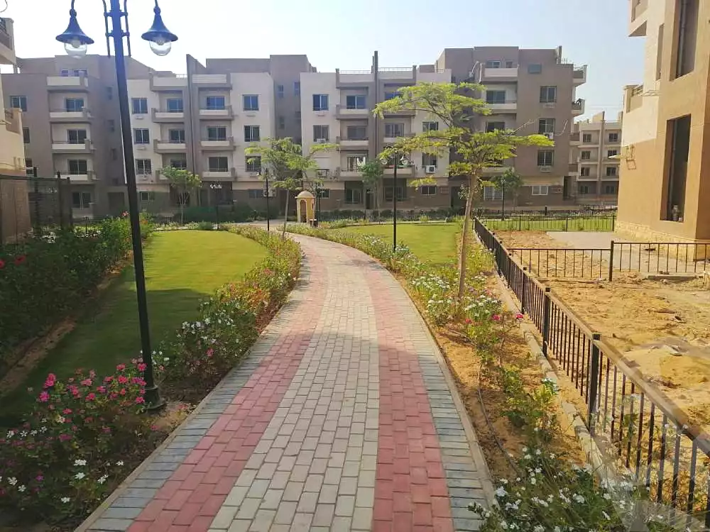 https://aqarmap.com.eg/ar/listing/2835996-projects-eshraqah