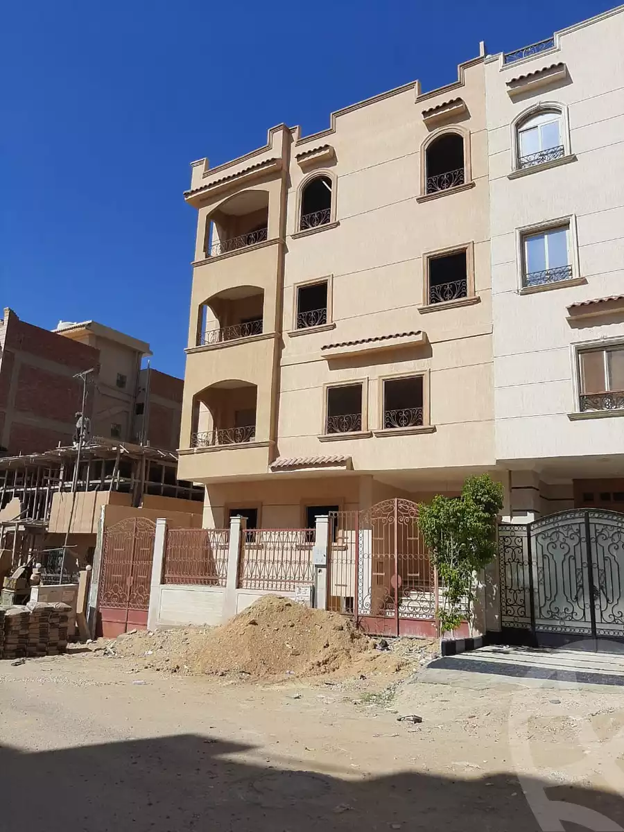 https://aqarmap.com.eg/ar/listing/2844277-for-sale-cairo-new-cairo-jrdyny-hyts-bw-lhwl