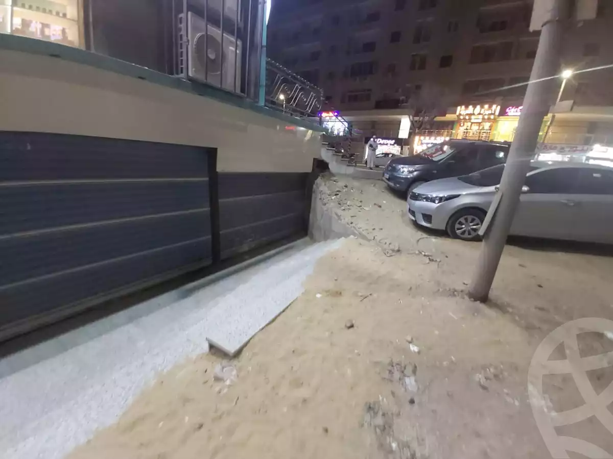 https://aqarmap.com.eg/ar/listing/2854308-for-rent-cairo-hdyq-lhrm--mntq-j