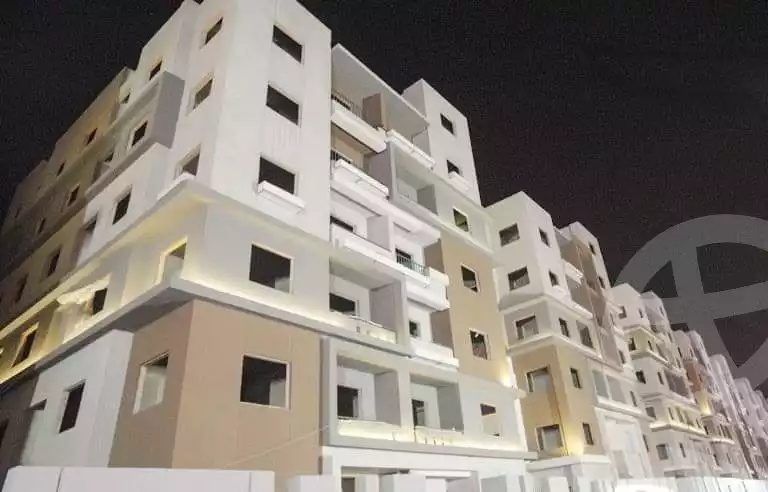 https://aqarmap.com.eg/ar/listing/2862444-for-sale-cairo-6th-of-october-compounds-kmbwnd-brym-fynyw-mykst