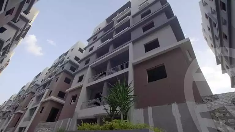 https://aqarmap.com.eg/ar/listing/2862444-for-sale-cairo-6th-of-october-compounds-kmbwnd-brym-fynyw-mykst