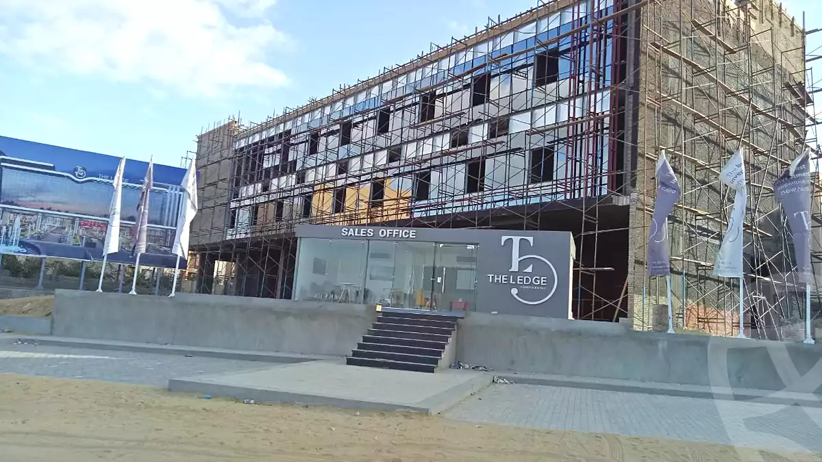 https://aqarmap.com.eg/ar/listing/2864386-projects-the-ledge-mall