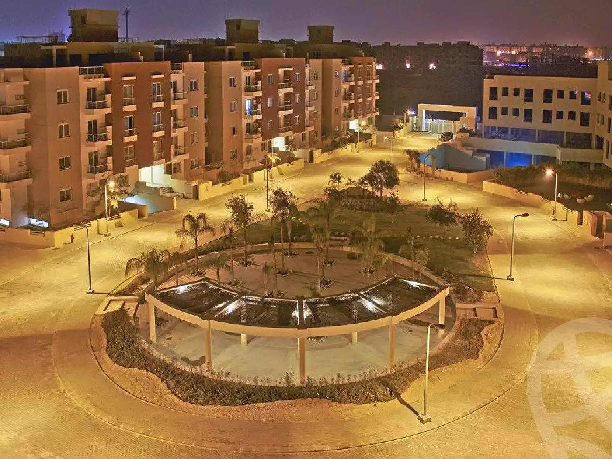 https://aqarmap.com.eg/ar/listing/2870078-projects-mashareq-compound