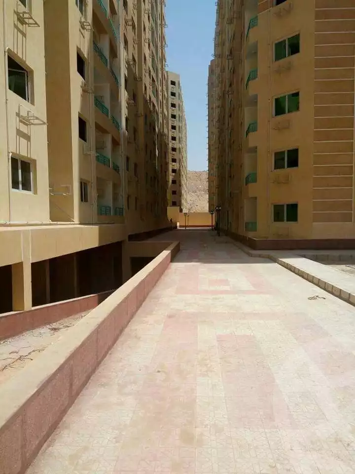 https://aqarmap.com.eg/ar/listing/2889869-for-sale-cairo-el-sheikh-zayed-city-compounds-in-sheikh-zayed-el-rabwa