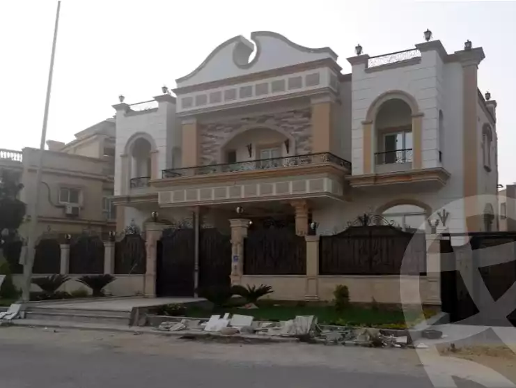 https://aqarmap.com.eg/en/listing/2904599-for-sale-cairo-6th-of-october-el-ahyaa-neighborhood-9th