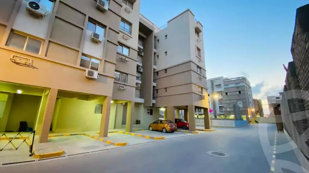 https://aqarmap.com.eg/en/listing/2944184-for-sale-cairo-new-cairo-south-investors