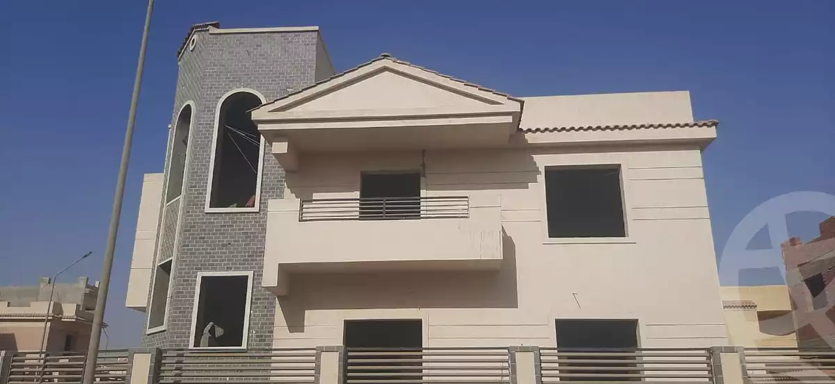 https://aqarmap.com.eg/ar/listing/6270402-for-sale-cairo-6th-of-october-el-tawsaat-el-shamalya-touristic-first-area