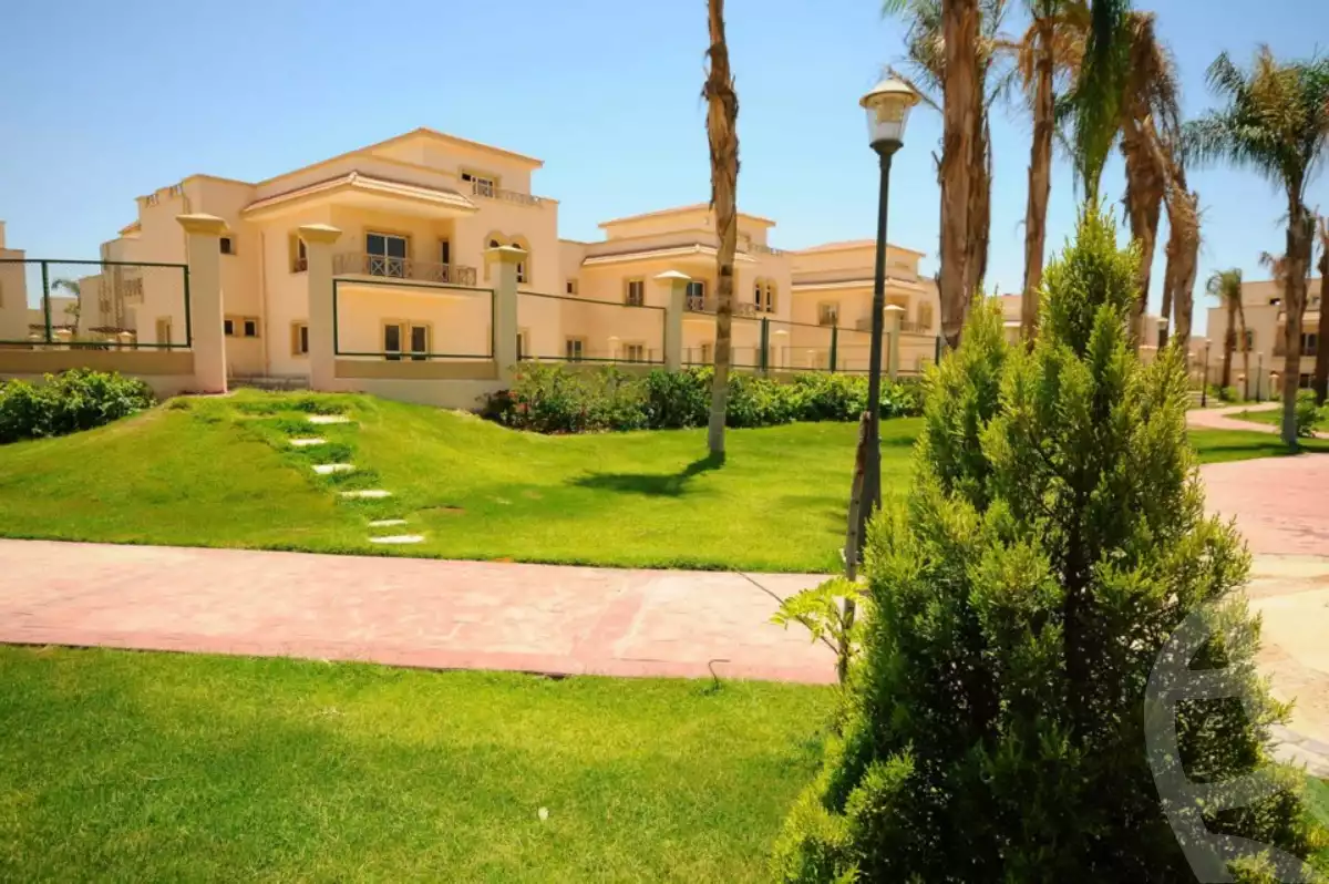 https://aqarmap.com.eg/ar/listing/5020854-for-sale-cairo-el-sheikh-zayed-city-compounds-greens