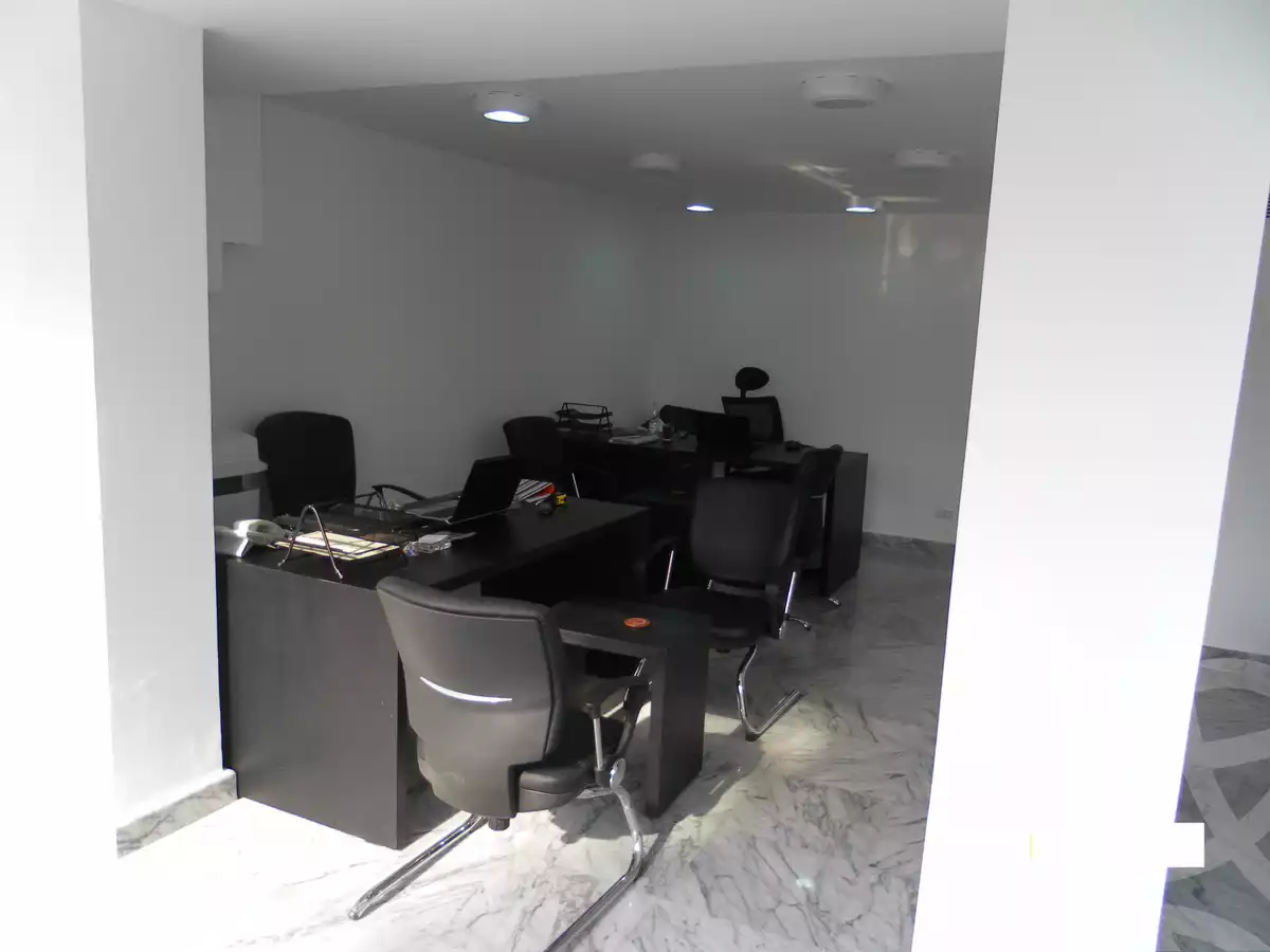 https://aqarmap.com.eg/en/listing/3074516-for-sale-cairo-el-maadi-sarayat-el-maadi-al-kanal-st