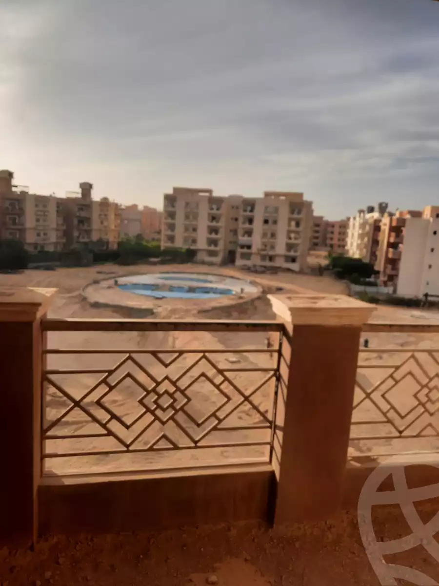 https://aqarmap.com.eg/en/listing/4022306-for-sale-cairo-6th-of-october-shr-drym-lnd