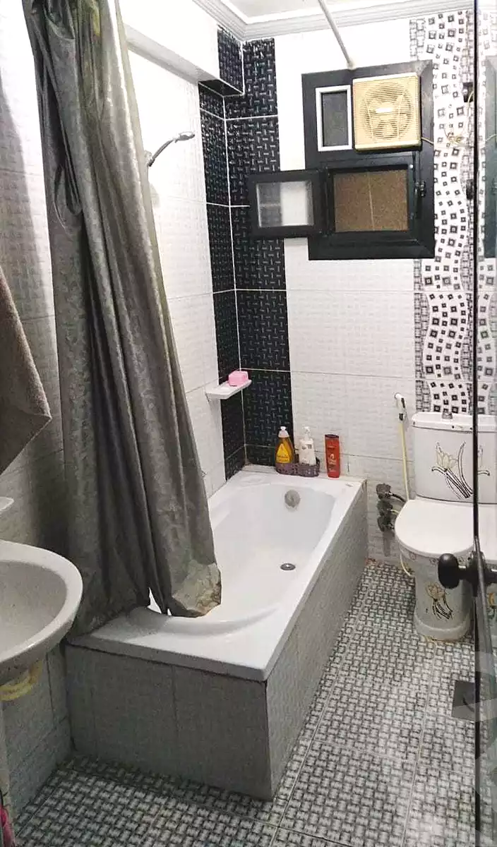 https://aqarmap.com.eg/ar/listing/3163923-for-sale-alexandria-smouha-el-mahmoudya-road