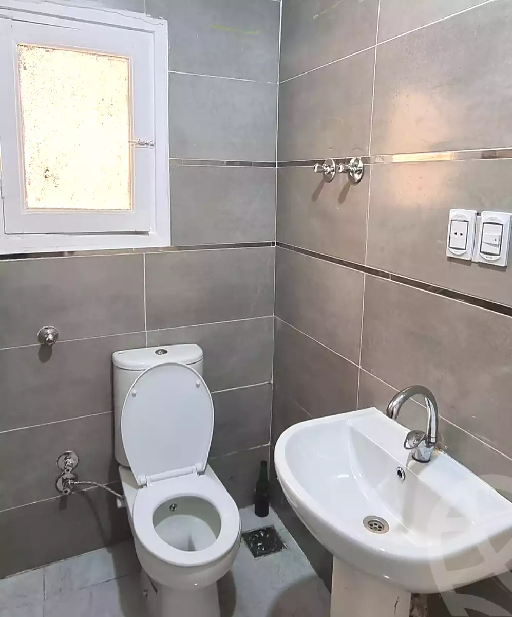 https://aqarmap.com.eg/ar/listing/3247622-for-sale-cairo-new-cairo-first-settlement-neighbourhood-4