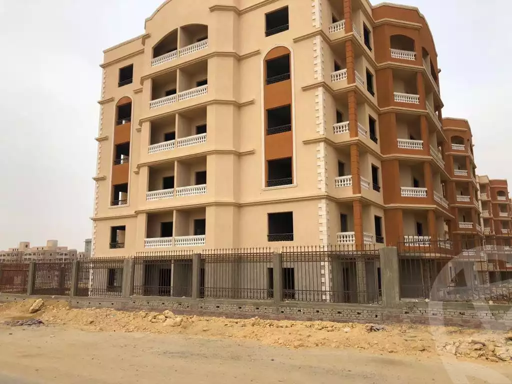https://aqarmap.com.eg/en/listing/4062076-for-sale-cairo-new-cairo-compounds