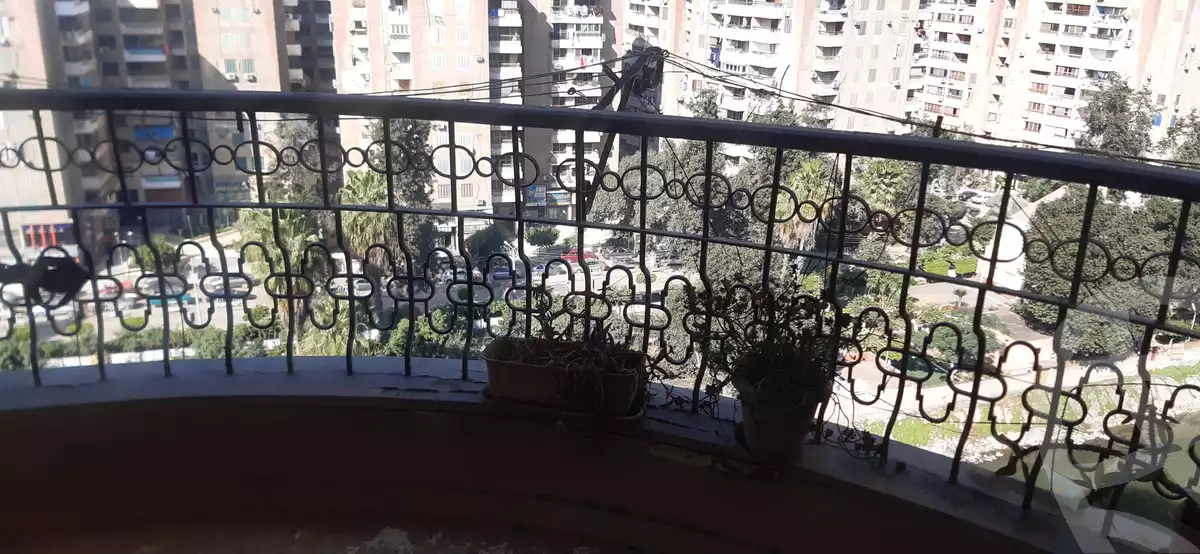 https://aqarmap.com.eg/en/listing/4042670-for-sale-sharqia-zagazig-zagazig-city-talaat-harb-st