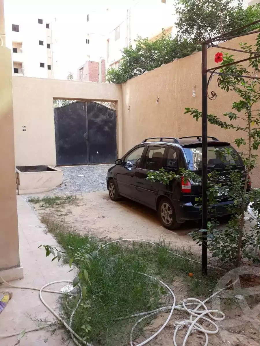 https://aqarmap.com.eg/ar/listing/3636261-for-sale-cairo-6th-of-october-el-ahyaa-neighborhood-4th-street-5