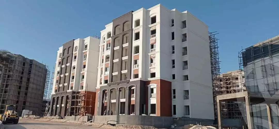https://aqarmap.com.eg/ar/listing/4074343-for-sale-alexandria-compounds-alex-west
