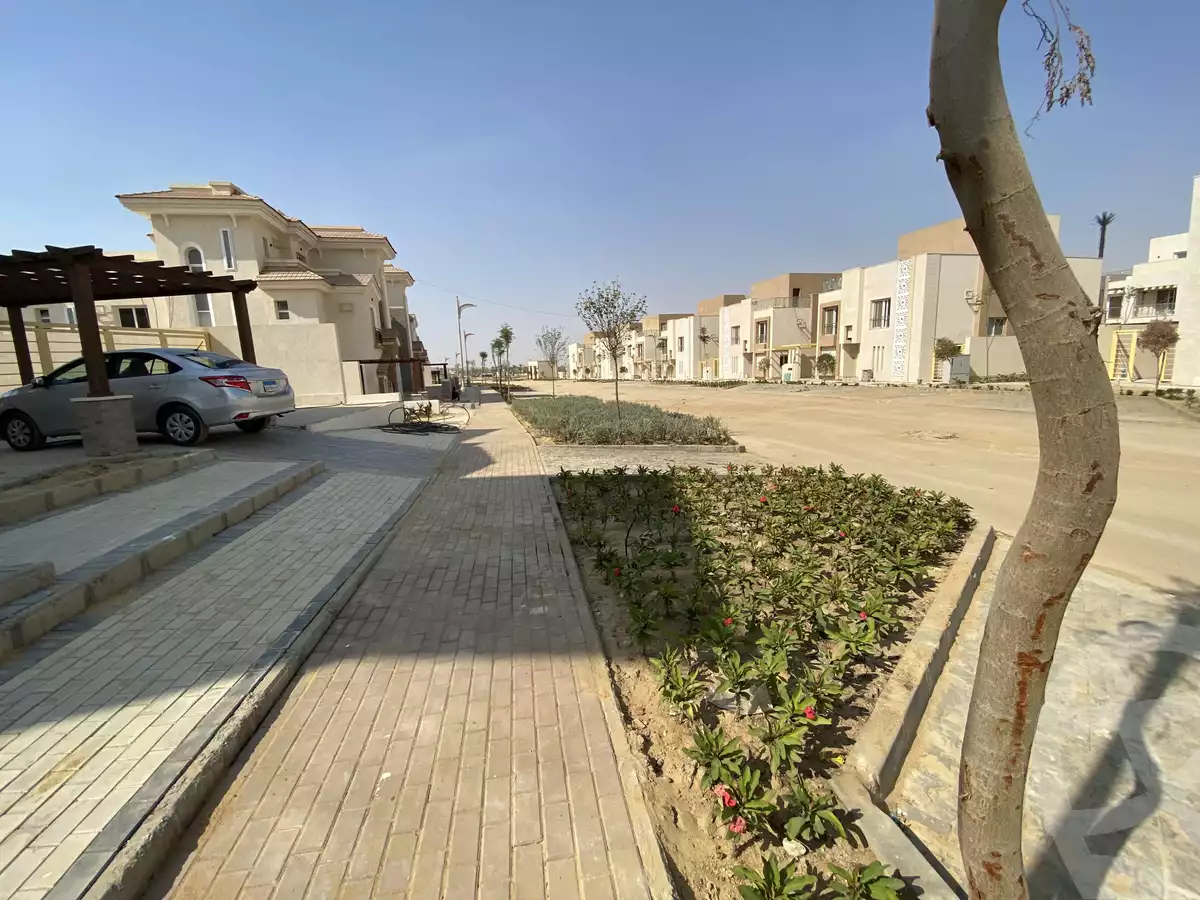 https://aqarmap.com.eg/en/listing/4108632-for-sale-cairo-new-administrative-capital-r3-lmqsd