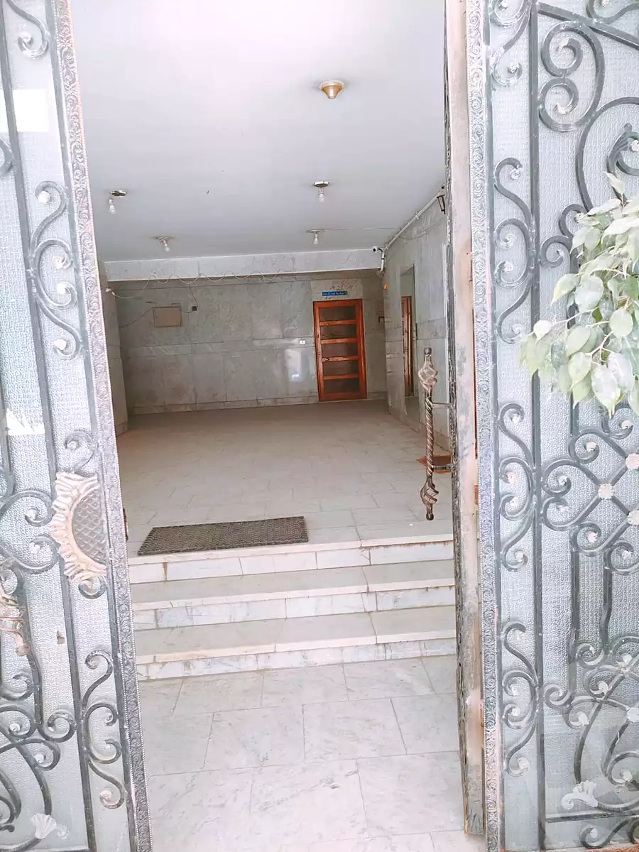 https://aqarmap.com.eg/ar/listing/3866262-for-sale-alexandria-el-mandara-nabawy-al-mohandes-st