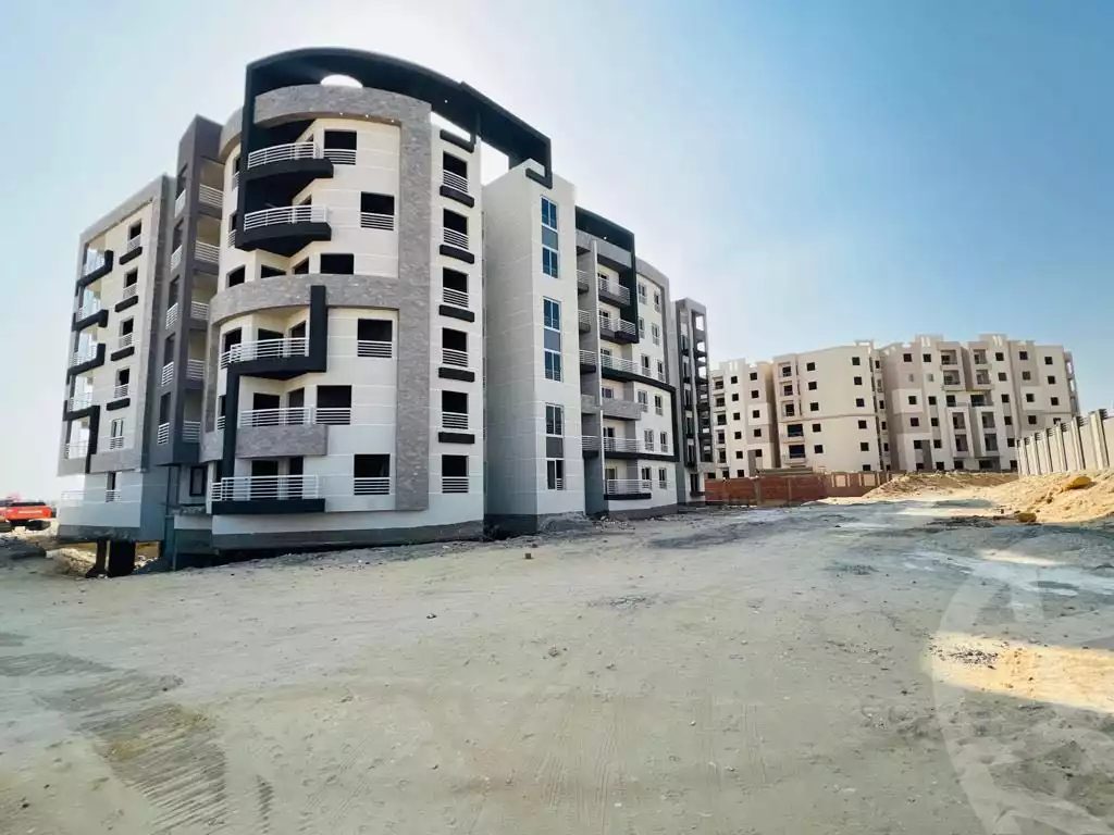 https://aqarmap.com.eg/en/listing/4308210-for-sale-cairo-new-heliopolis-compounds-helioeye