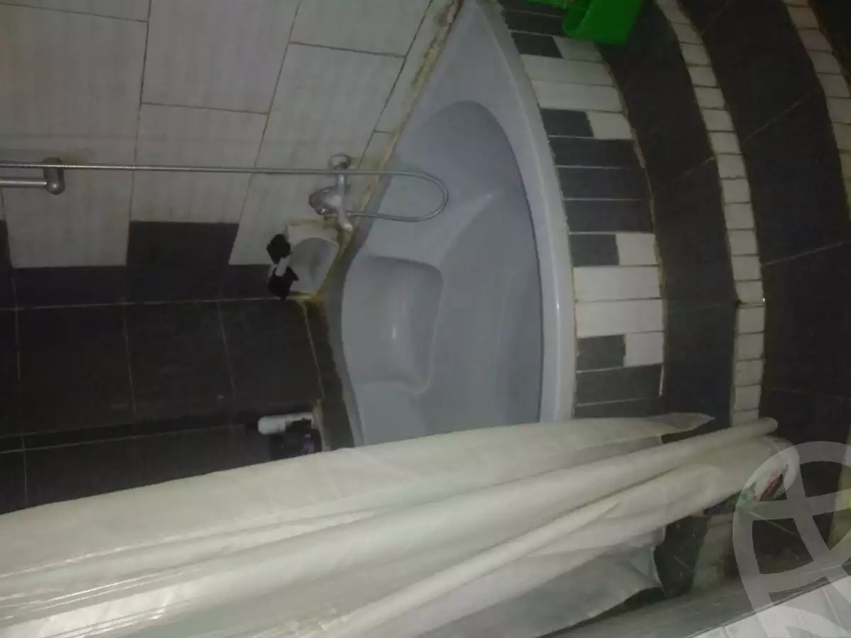 https://aqarmap.com.eg/ar/listing/3891558-for-sale-alexandria-kafr-abdo-kafr-abdou-st