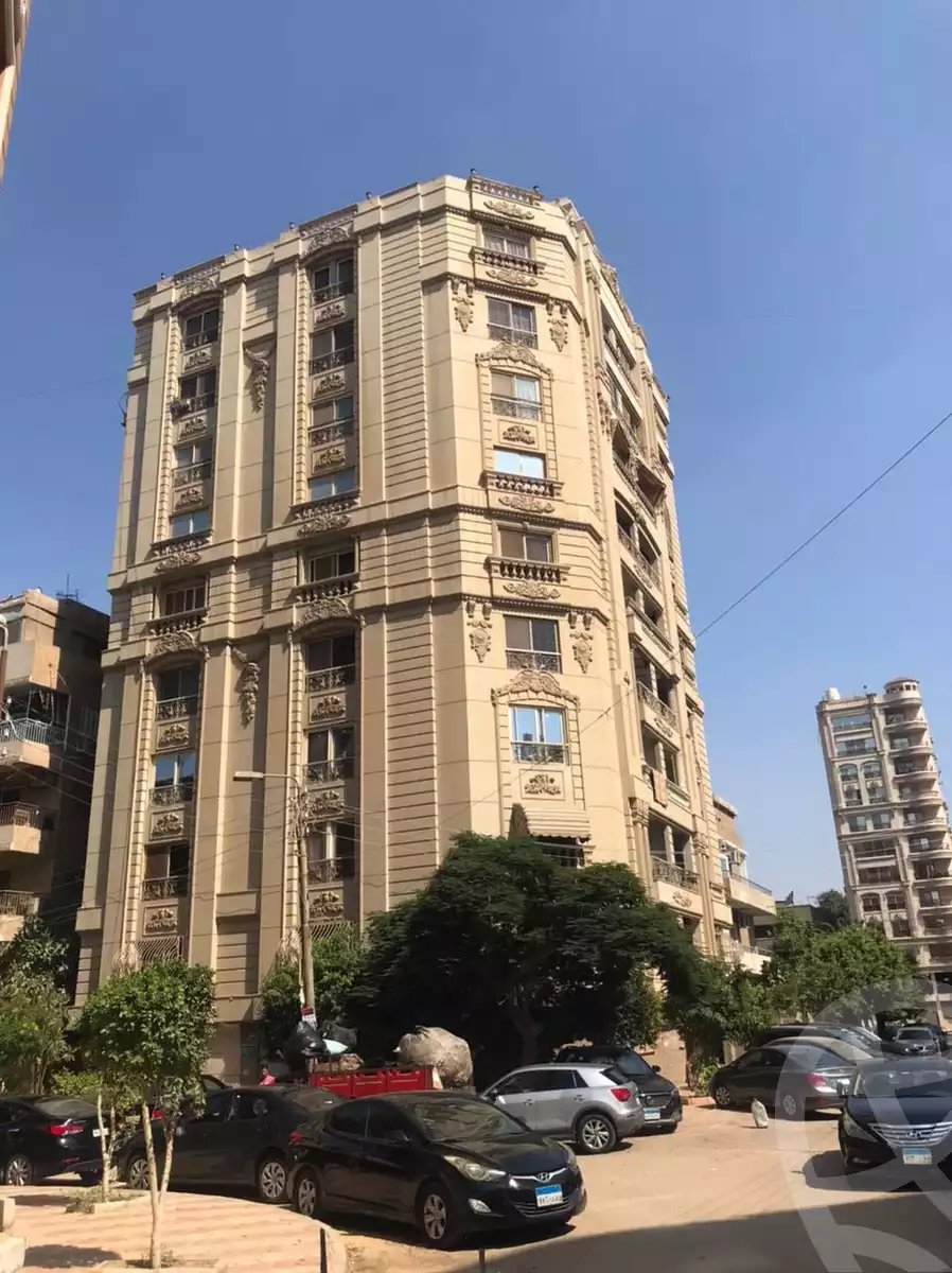 https://aqarmap.com.eg/en/listing/4253777-for-sale-cairo-heliopolis-cairo-heliopolis-heliopolis-square-abd-el-salam-ibrahim-st