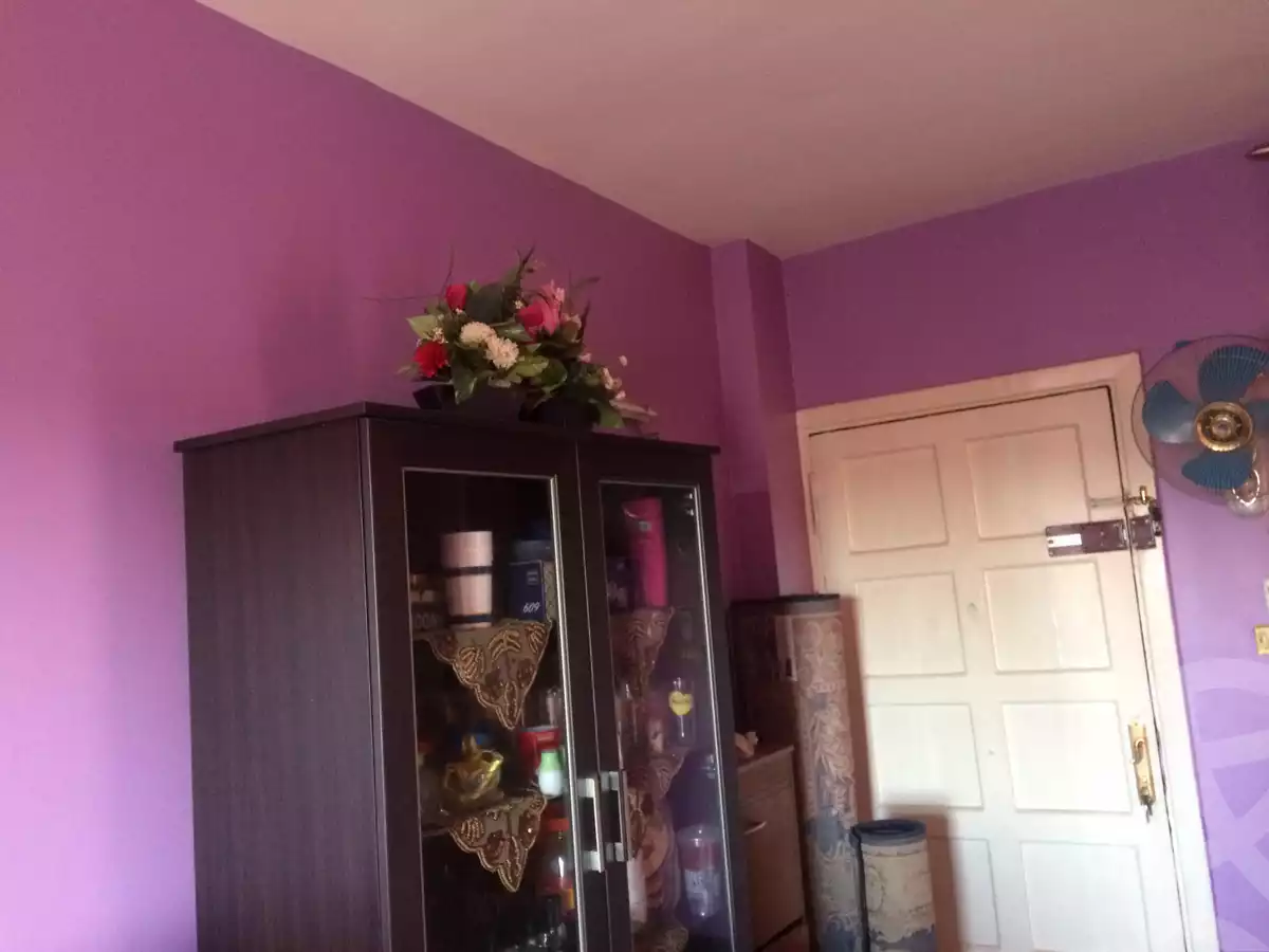 https://aqarmap.com.eg/ar/listing/3539122-for-sale-cairo-al-oubour-eskan-el-shabab