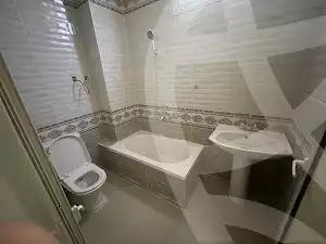 https://aqarmap.com.eg/en/listing/3894126-for-sale-cairo-new-cairo-south-investors-mohammed-nagib-axis-st