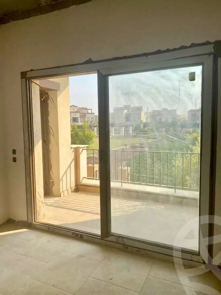 https://aqarmap.com.eg/en/listing/4026947-for-sale-cairo-new-cairo-compounds-mivida