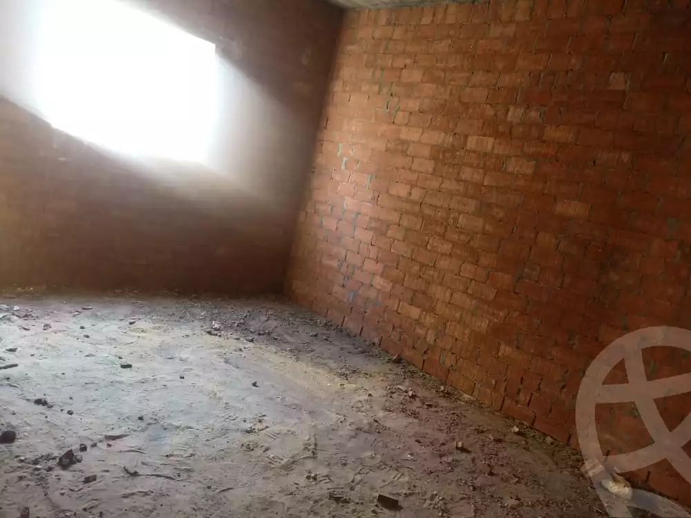 https://aqarmap.com.eg/ar/listing/4017734-for-sale-cairo-el-shorouk-lhy-lwl-shrq-neighborhood-1