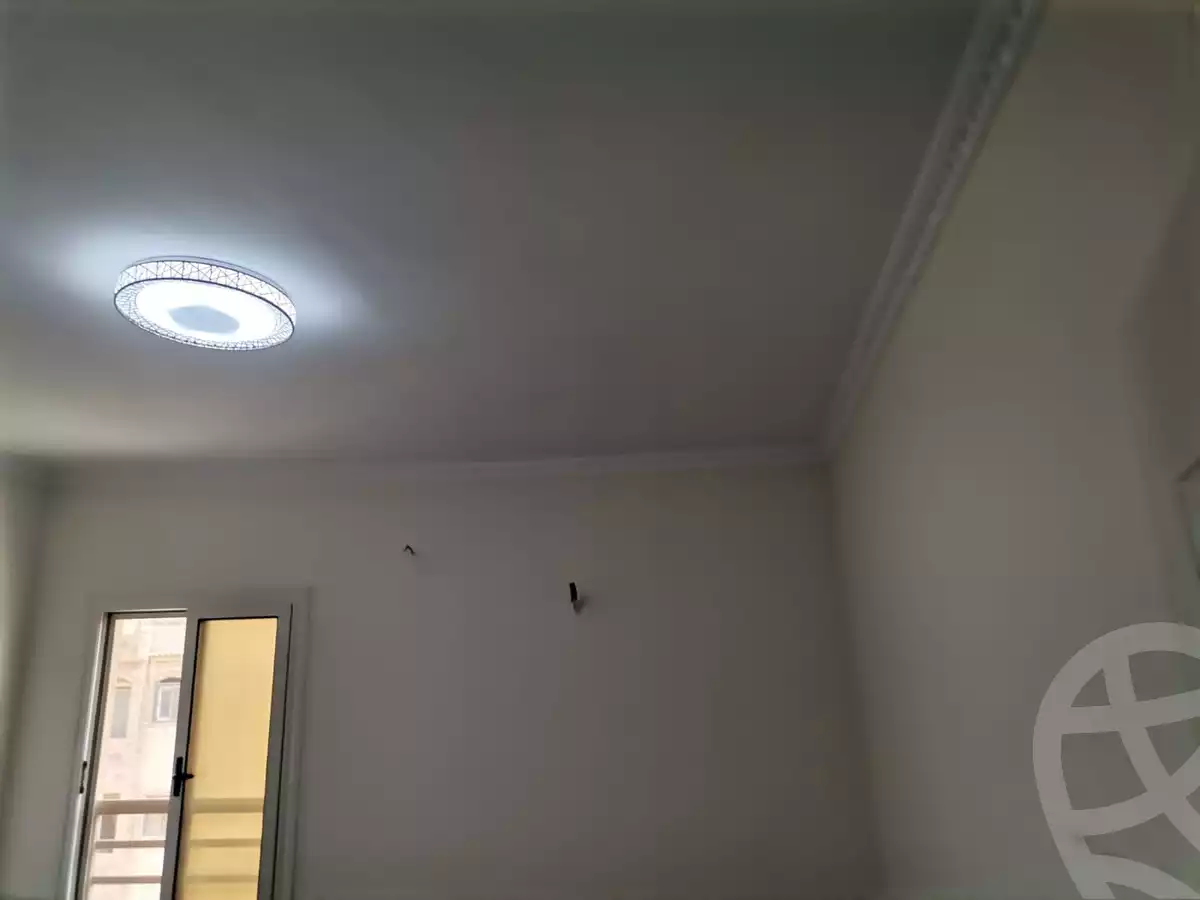 https://aqarmap.com.eg/ar/listing/3886336-for-rent-cairo-new-cairo-south-investors-zizinia-st
