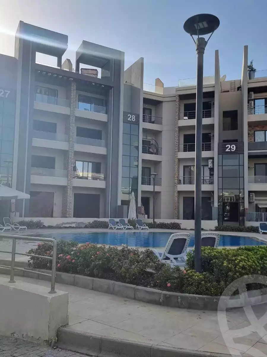 https://aqarmap.com.eg/ar/listing/3941454-for-sale-cairo-new-cairo-compounds-midtown