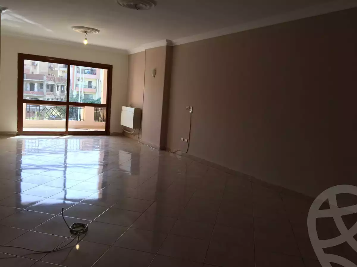 https://aqarmap.com.eg/ar/listing/3607763-for-rent-cairo-el-sheikh-zayed-city-compounds-kmbwnd-ljwmn