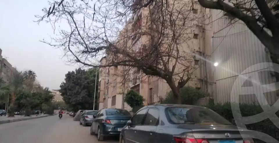 https://aqarmap.com.eg/ar/listing/3991380-for-sale-cairo-el-maadi-el-maadi-el-gededa-reasa-al-hay-st