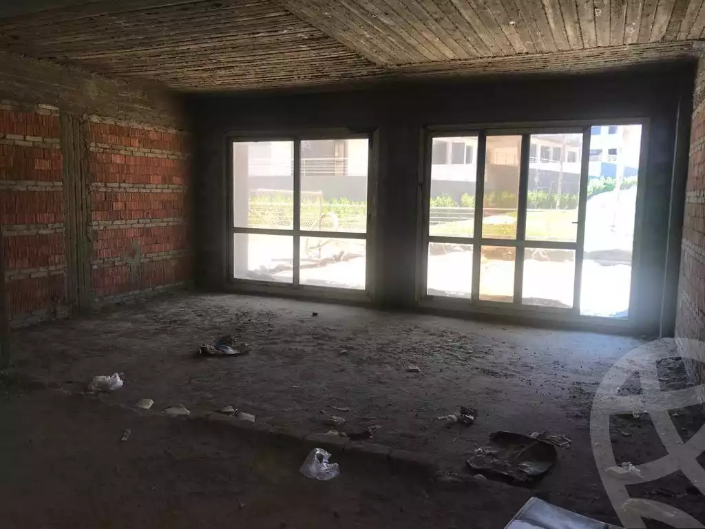 https://aqarmap.com.eg/ar/listing/3614935-for-sale-cairo-el-sheikh-zayed-city-compounds-in-sheikh-zayed-el-patio-zahraa