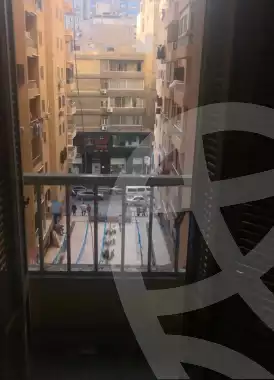 https://aqarmap.com.eg/ar/listing/3621902-for-sale-alexandria-ganaklis-shr-bw-qyr-tryq-lhry