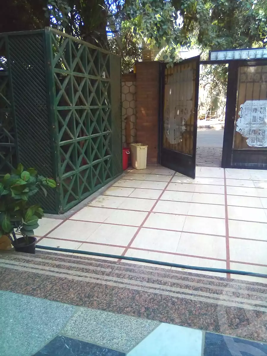 https://aqarmap.com.eg/en/listing/3624627-for-sale-cairo-el-maadi-sarayat-el-maadi-street-14