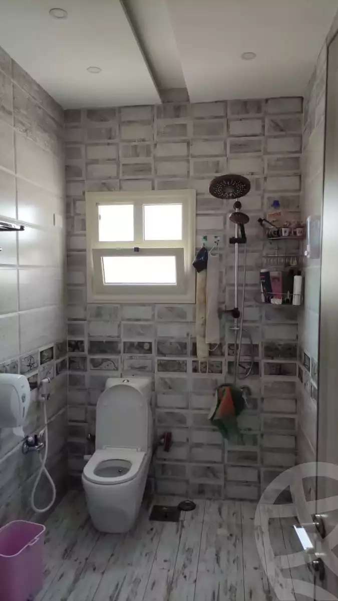 https://aqarmap.com.eg/ar/listing/3614551-for-sale-cairo-el-sheikh-zayed-city-shr-lbstn