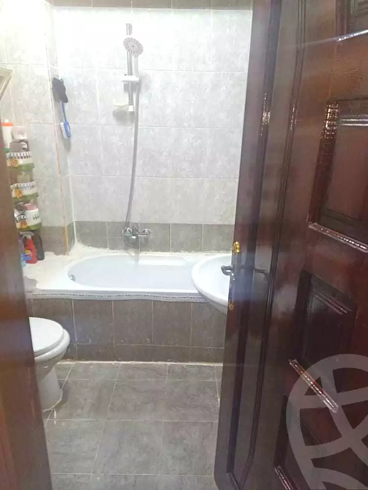 https://aqarmap.com.eg/ar/listing/3639772-for-sale-qalyubia-shubra-el-khaima-shubra-el-khaima-city