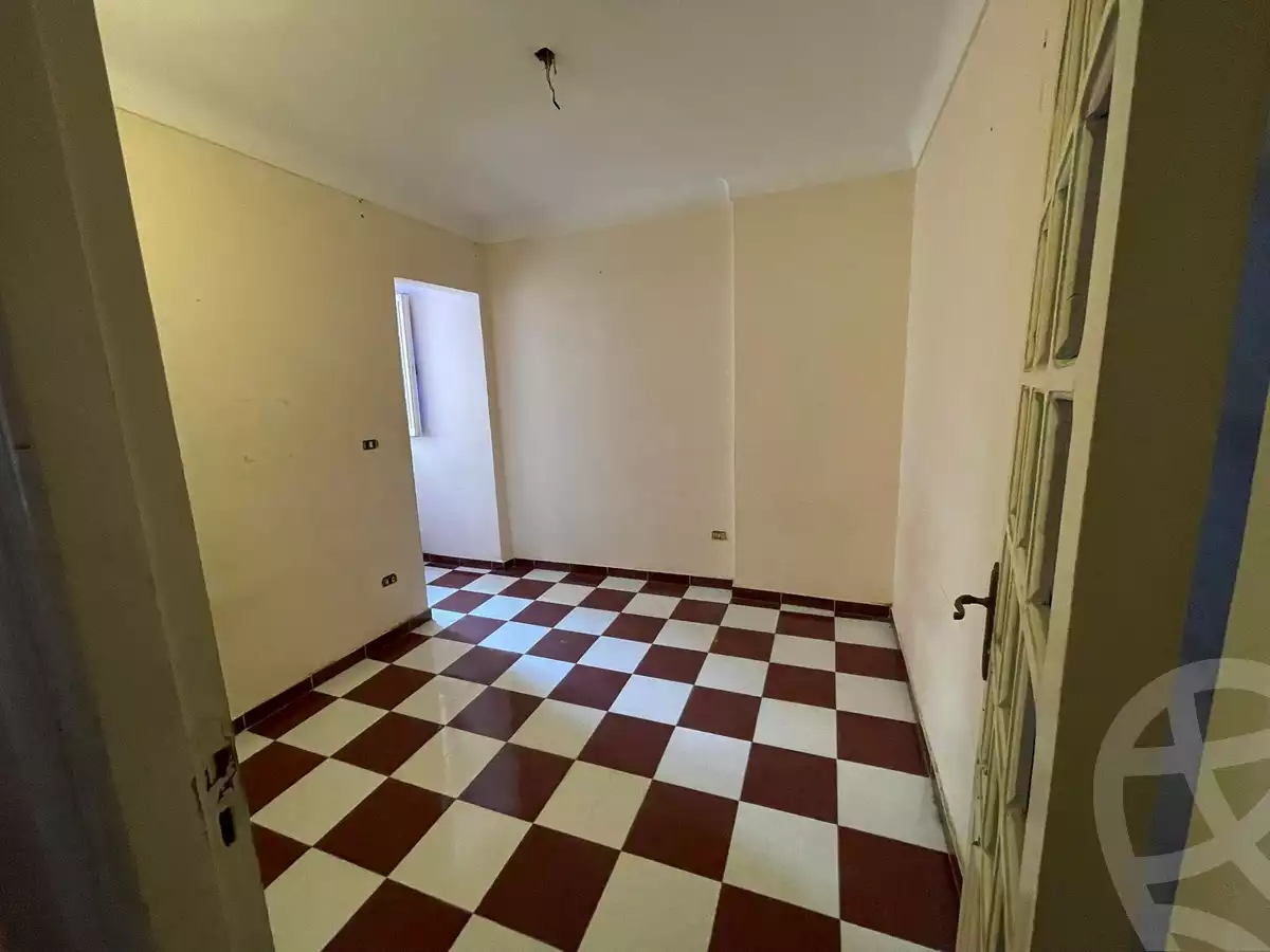 https://aqarmap.com.eg/ar/listing/3639877-for-sale-alexandria-sidi-gaber-el-mosheer-ahmed-isamil-st