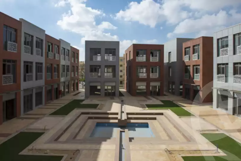 https://aqarmap.com.eg/ar/listing/3642375-for-rent-cairo-el-sheikh-zayed-city-compounds-in-sheikh-zayed-the-courtyard